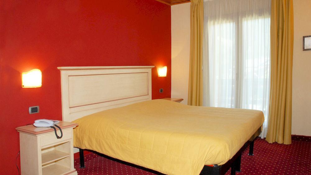 Hotel Bellavista Ponte Di Legno Bagian luar foto