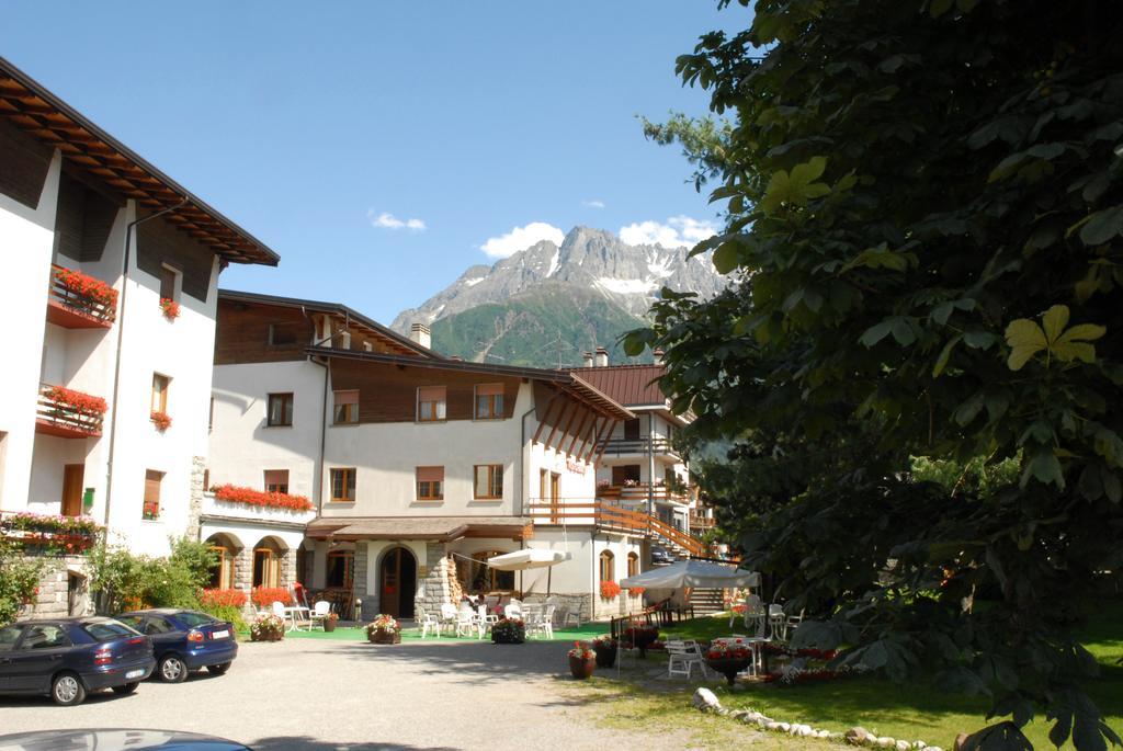 Hotel Bellavista Ponte Di Legno Bagian luar foto